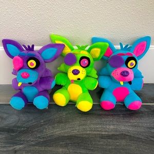3 blacklight Foxys’- Five Nights at Freddy’s- FNaF